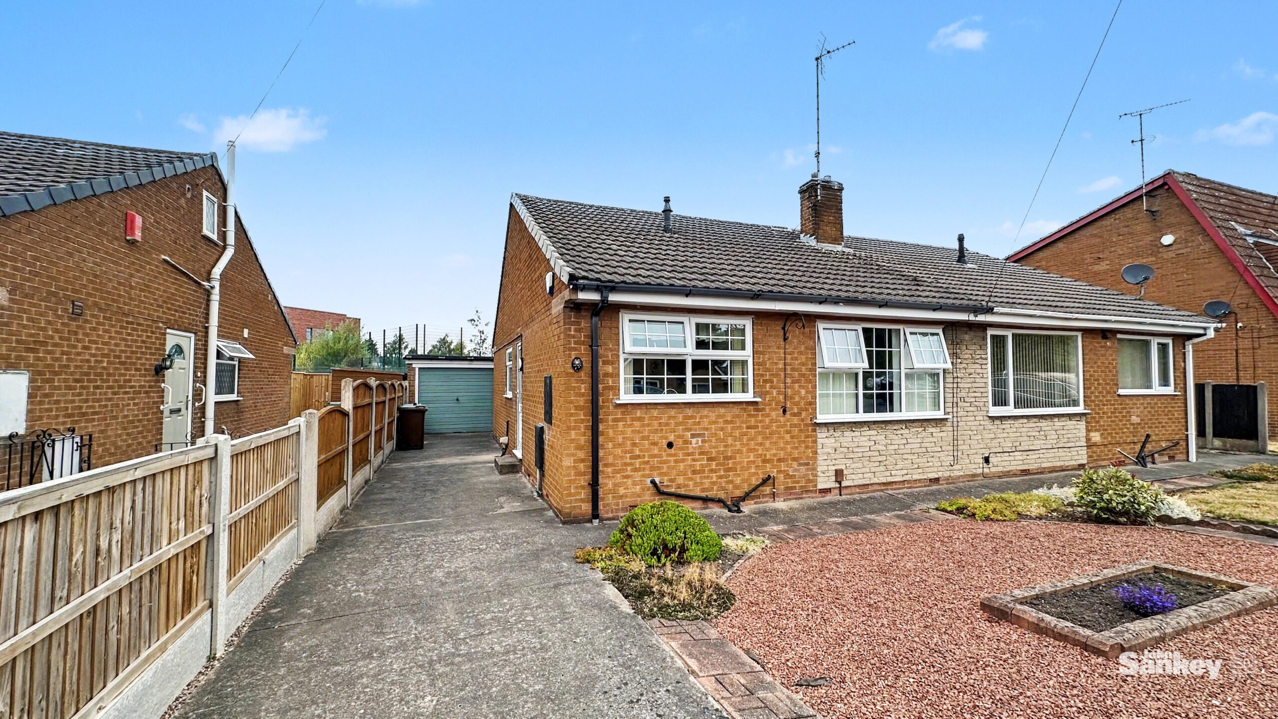 Rolaine Close